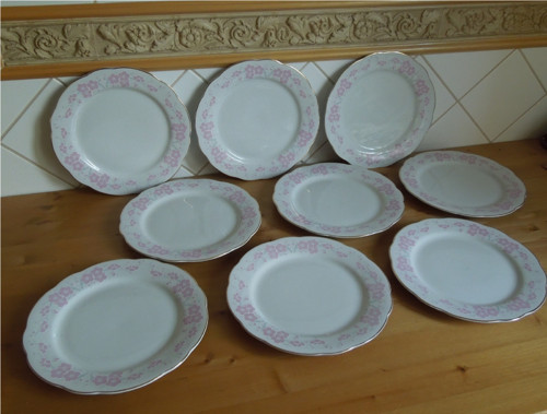 Retro romantický talíř s kytičkami