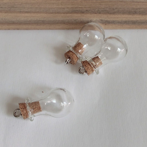Skleněná lahvička mini - s ouškem - 2cm - 1ks