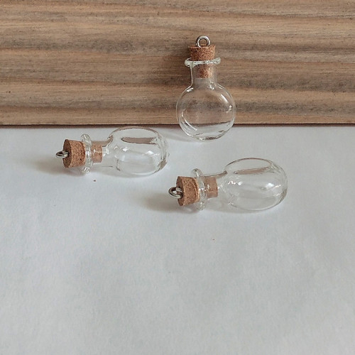 Skleněná lahvička mini - s ouškem - 2,5cm - 1ks