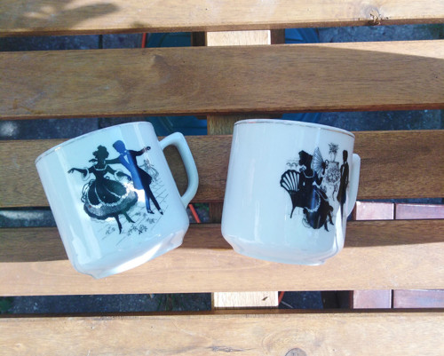 Vintage hrnek rokoko — foto 1