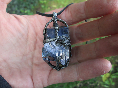 Talisman ,, Tenet " — foto 1