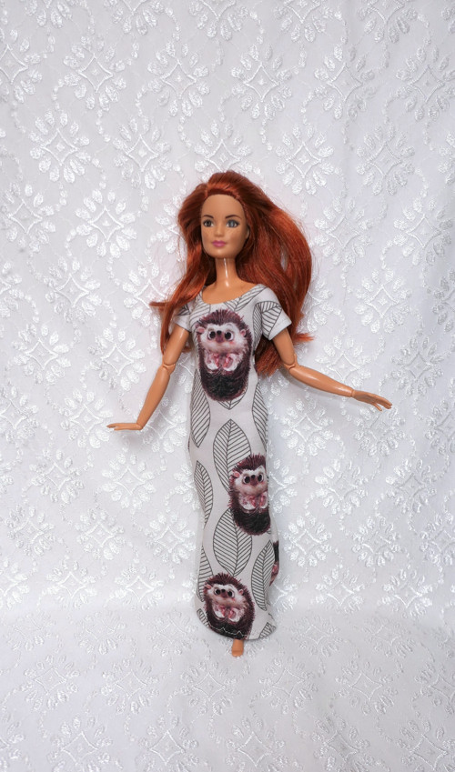 Šaty pro Barbie — foto 1