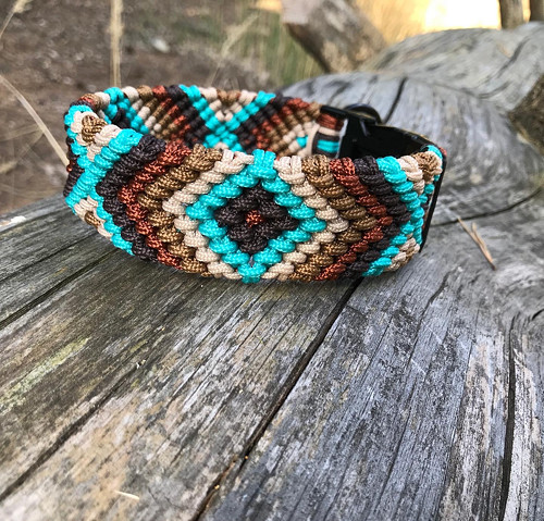 Paracord obojek na míru