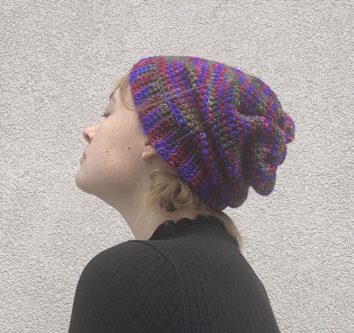 Čepice ze 100% merino vlny ručně barvené