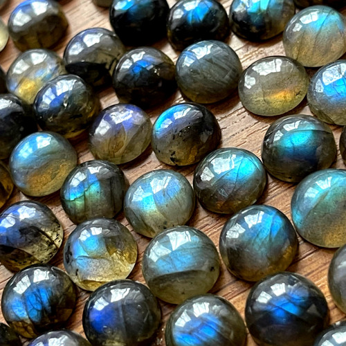 Labradorit kabošon kruh / 12 mm