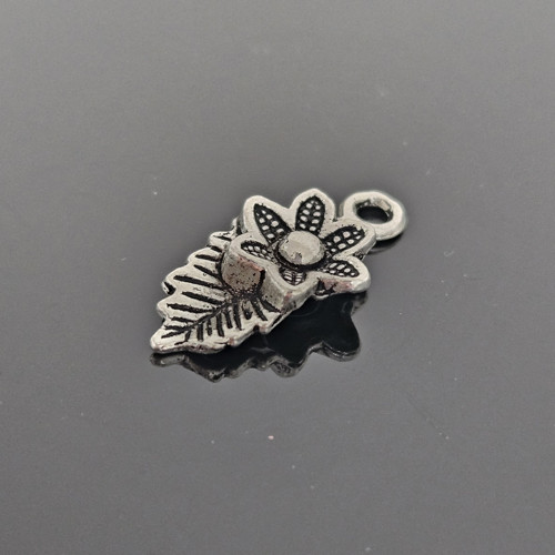 Lístek s kytičkou 20x10 mm, 5 ks