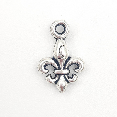 Malá lilie 15x10 mm, 5 ks
