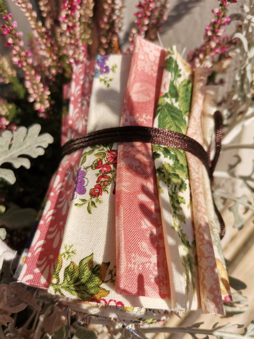 Sada 11 RUZMODRA 10110