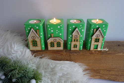 Dřevěné adventní svícny - zalené s přír. domečky