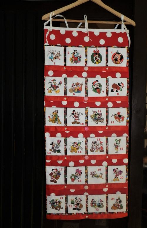 Adventní kalendář Mickye a Minnie Mouse