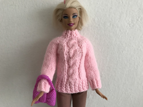 Svetr pro BARBIE — foto 1