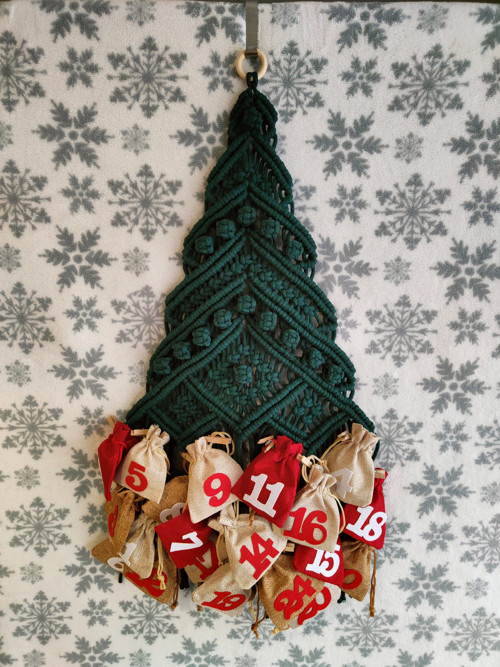 Macramé vánoční stromeček - adventní kalendář — foto 1