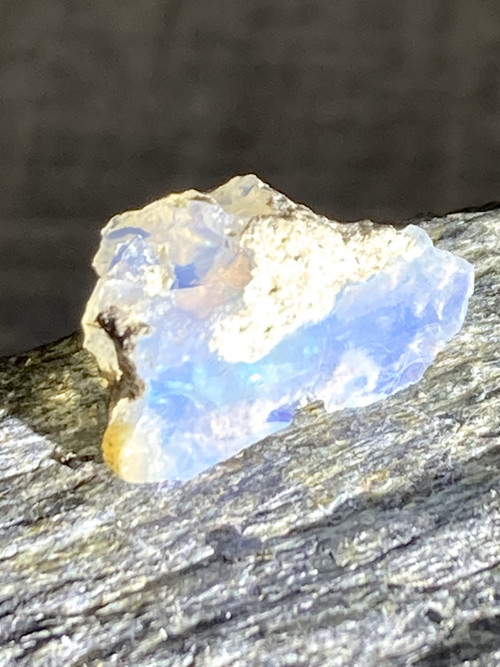 OHNIVÝ WELO OPÁL surový, 2,10 Ct. ETIOPIE