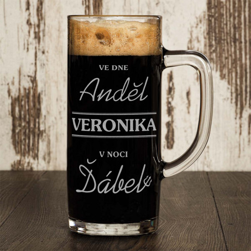 Půllitr Ve dne Anděl, v noci Ďábel se jménem