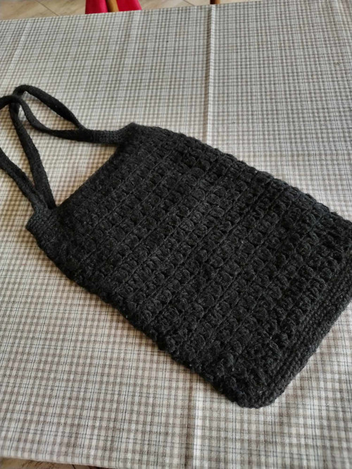Háčkovaná kabelka