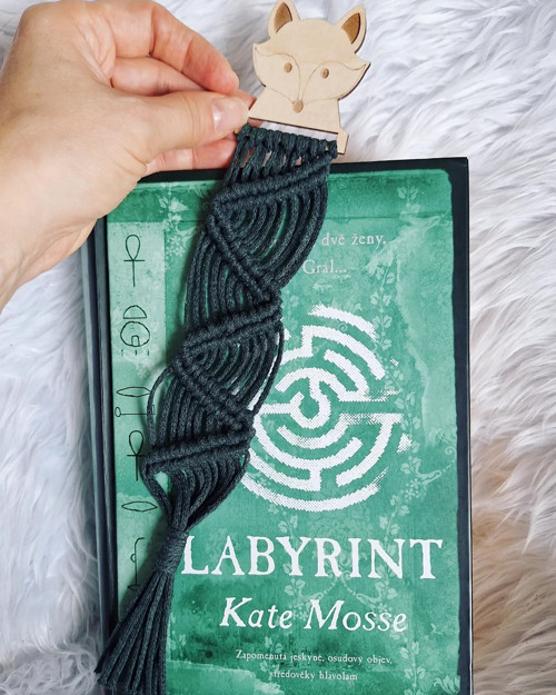 ZÁLOŽKA do knihy/macramé/ SOVA nebo LIŠKA