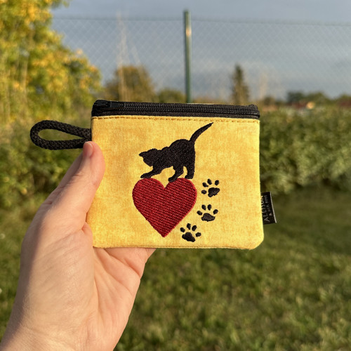 Kapsička velká Kočka na srdci — foto 1