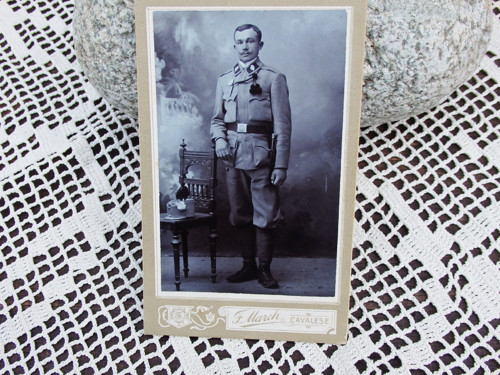 Pěšák - kabinetka — foto 1
