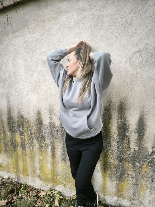 Šedá oversized mikina