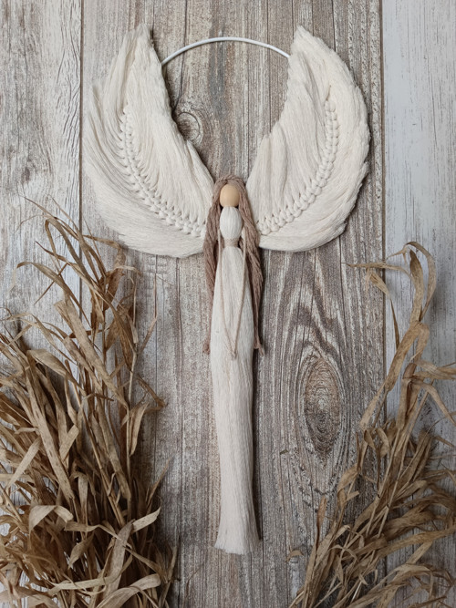 Macramé anděl na kruhu — foto 1