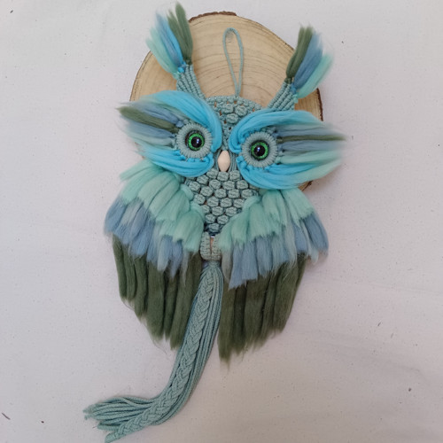 Macramé Sova s ovčím rounem