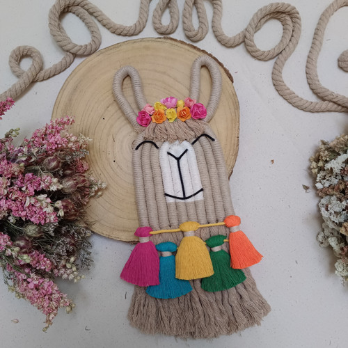 Macramé Lama