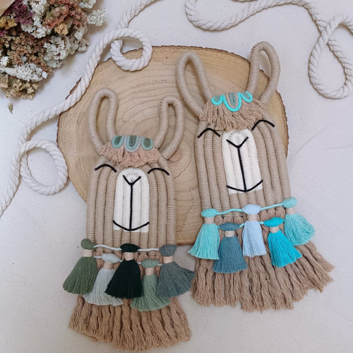 Macramé Lama