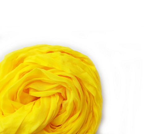 "strong yellow" hedvábná šála, pléd 180x90 skladom