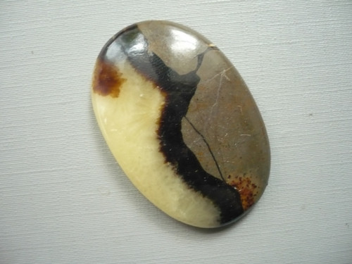 Kabošon - septárie 44 mm, č.6f