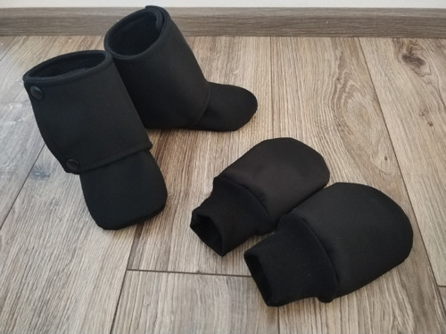 Bezpalcové rukavice ze softshellu