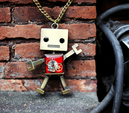 Robot - náhrdelník — foto 1