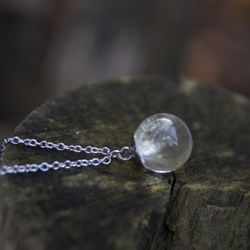 Náhrdelník s chmýřím — foto 1