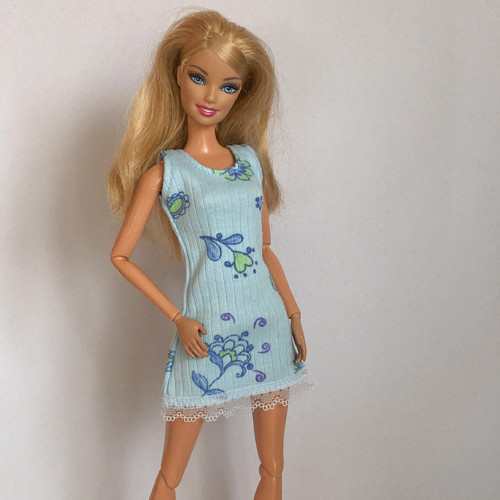 Košilka pro barbie — foto 1