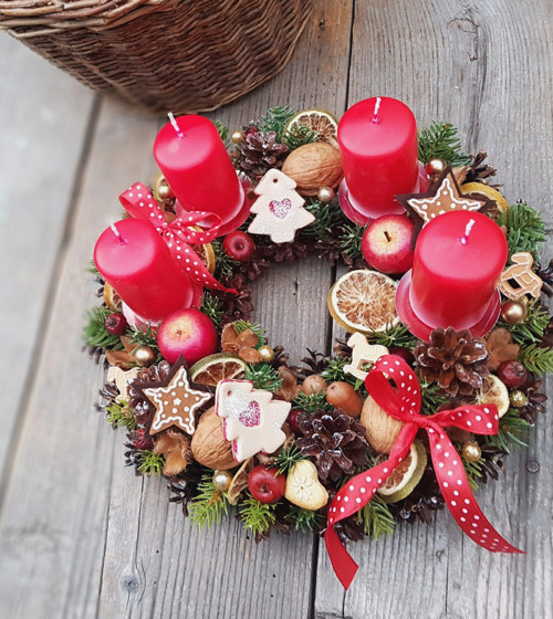 Adventní věneček na stůl — foto 1