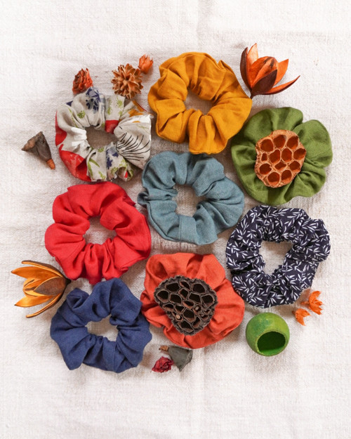 Lněná gumička - scrunchie