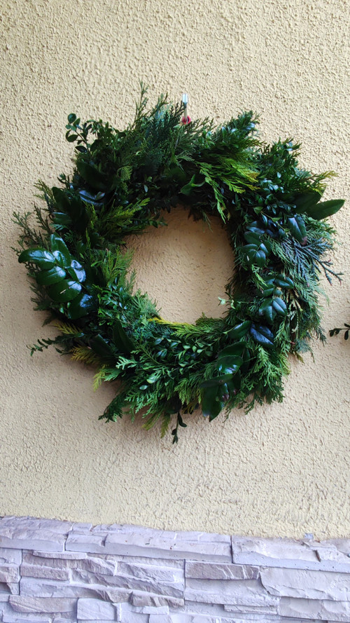Mix adventní jehličí. Věnce přírodní MAXI 80 cm