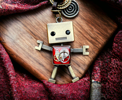 Robot - klíčenka — foto 1