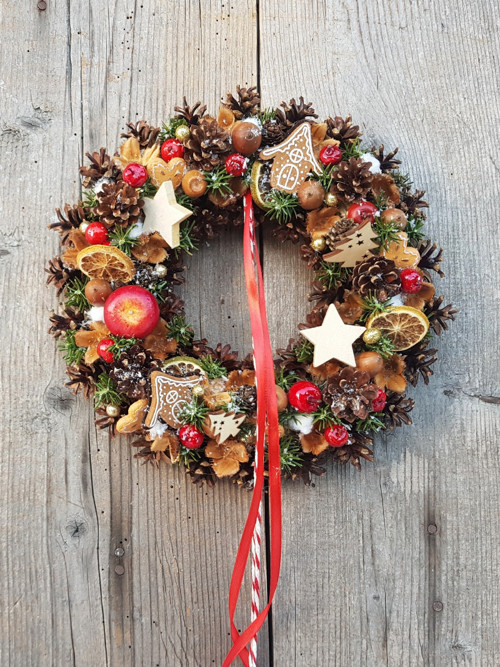 Adventní věneček na zavěšení — foto 1
