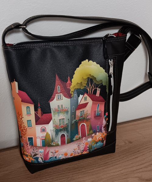 Crossbody domečky černá