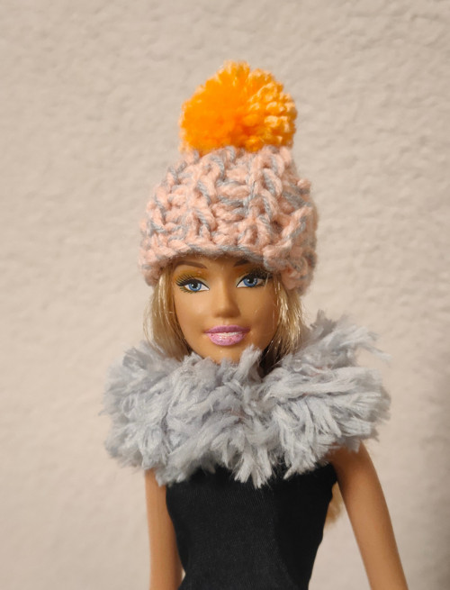 Čepice a nákrčník pro Barbie
