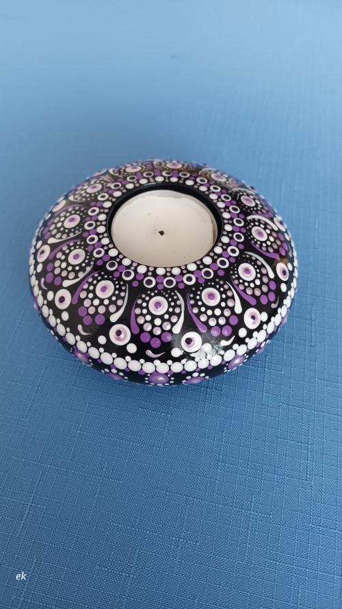 Svícen na čajovou svíčku, mandala