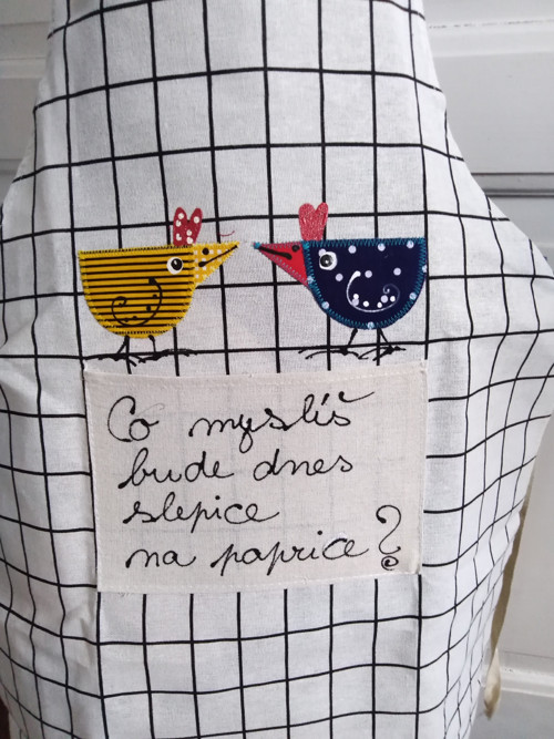 Dámská zástěra s aplikací — foto 1