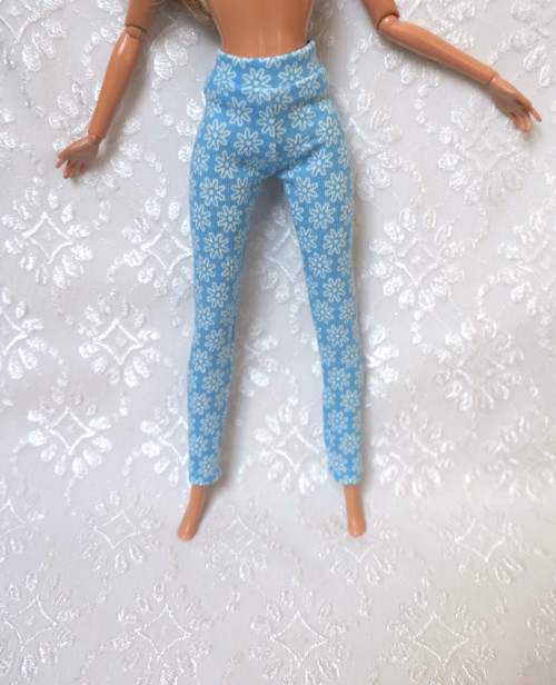 Legíny pro Barbie — foto 1