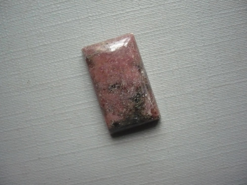 Kabošon rodonitu 20 mm, č.61f