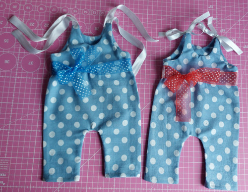 Modré kalhoty s laclem pro baby born 1ks