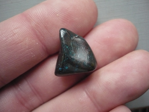 Troml. kámen – shattuckit 19 mm, č.79f