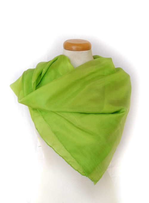 "light green" hedvábný šátek 90x90