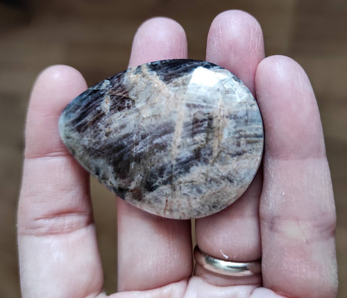 Sluneční kámen, ID 3320, 49x35 mm