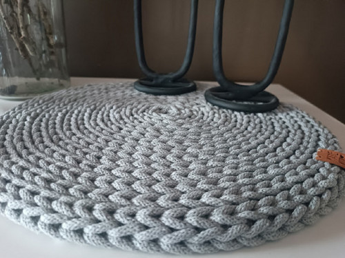 Háčkované prostírání průměr 36 cm