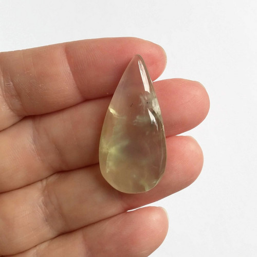 Prehnit s turmalínem 126 kabošon 35 x 17 x 7 mm